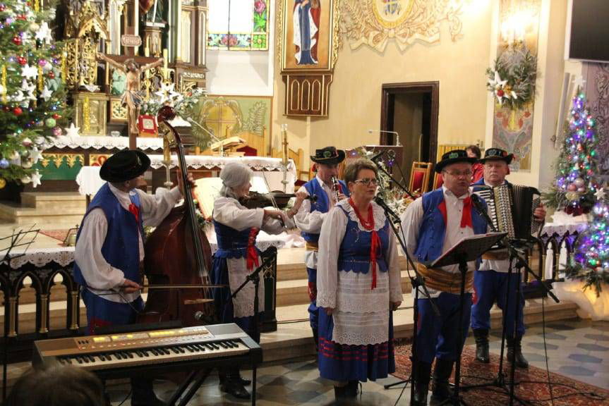 Kolędowali w osobnickiej świątyni