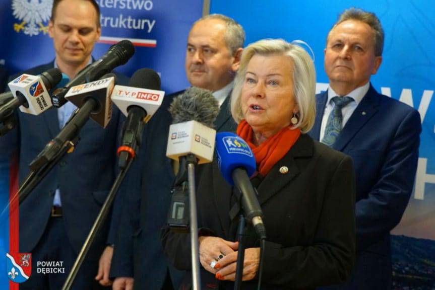 Podpisano umowę na rozbudowę DK 73 między Pilznem a Brzostkiem