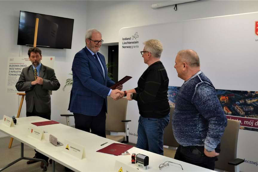 Rozpoczęcie budowy drogi w strefie inwestycyjnej w Jaśle