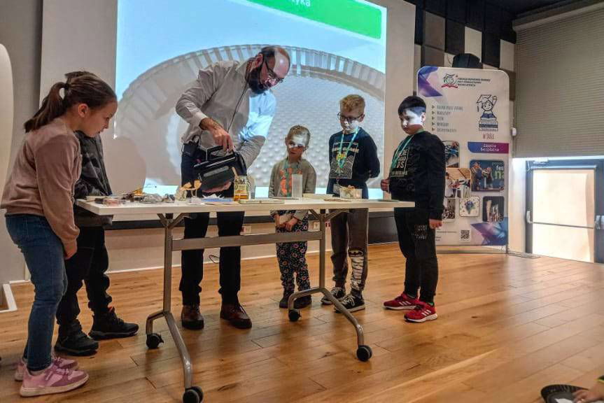 Mali studenci ponownie w Dziecięcym Uniwersytecie Technicznym w Jaśle