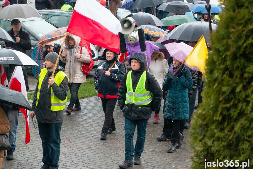 Marsz modlitewny ku pamięci Jana Pawła II przeszedł przez Jasło