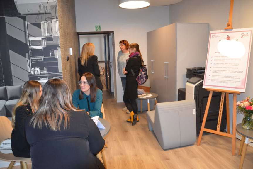 Jak skutecznie wykorzystać social media w biznesie i networkingu. Drugie spotkanie Liderki z Jasła