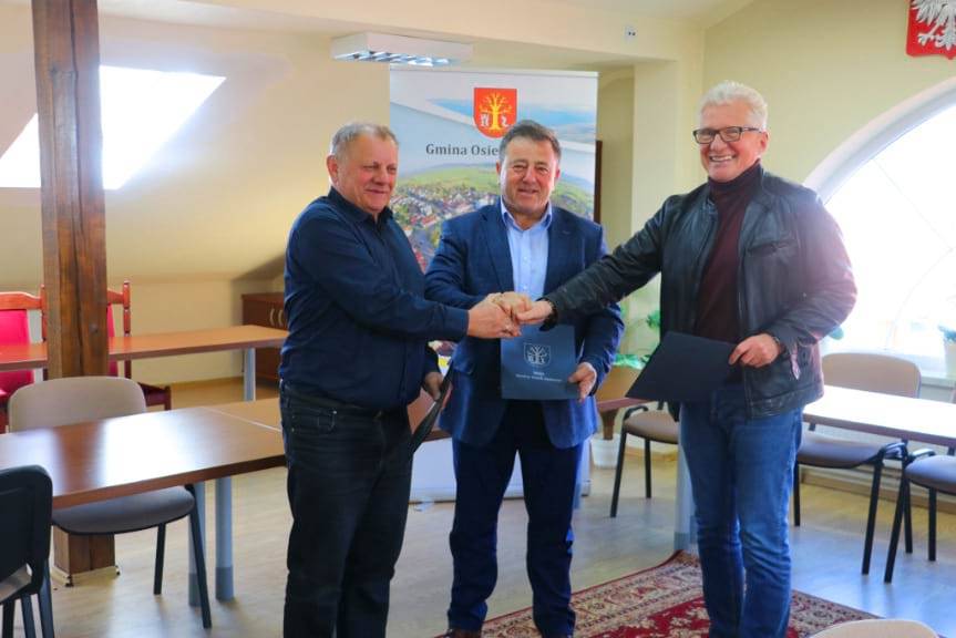 Nowe drogi i oświetlenie na terenie gminy Osiek Jasielski