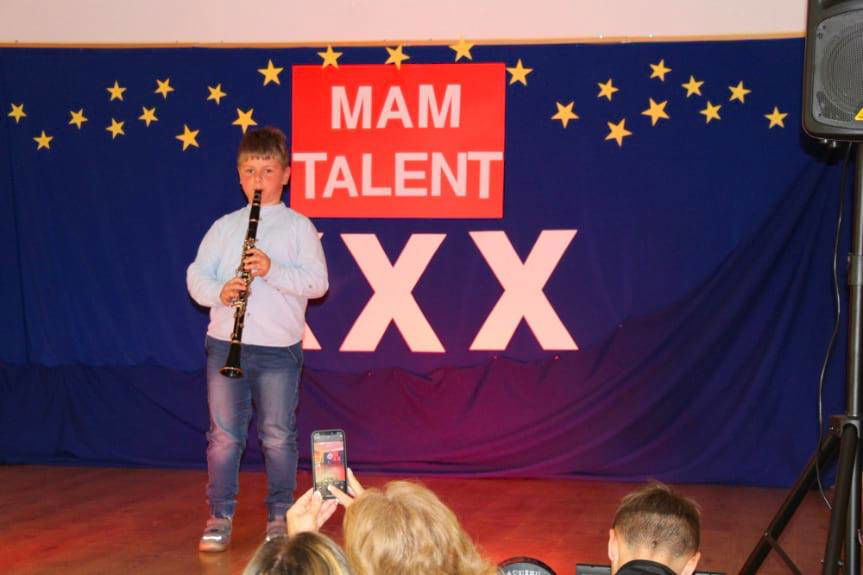 Gminny Przegląd "Mam talent" w Nowym Gliniku
