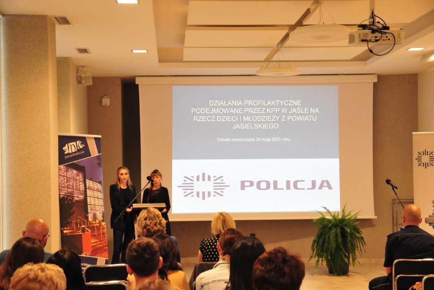 Debata społeczna w Jaśle zorganizowana przez policjantów