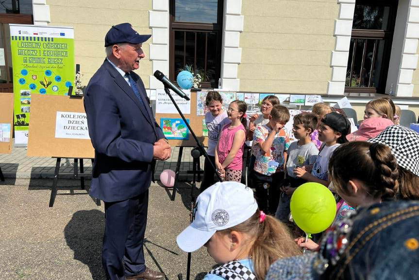 Piknik kolejowy z okazji Dnia Dziecka