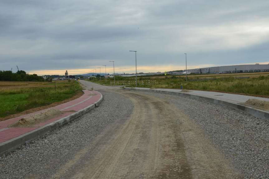 Trwa budowa nowych dróg