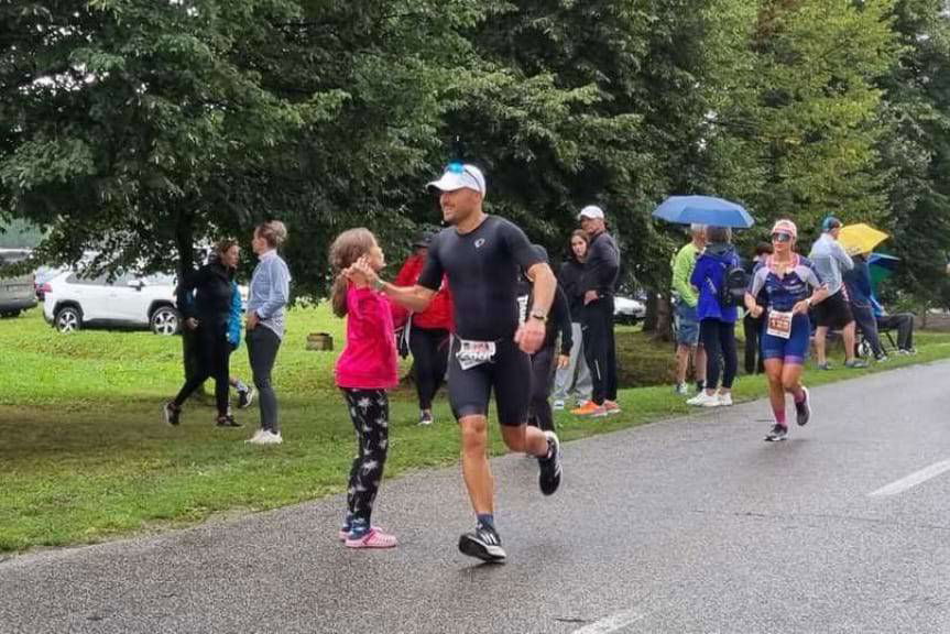 Jasielski policjant wziął udział w zawodach na Węgrzech