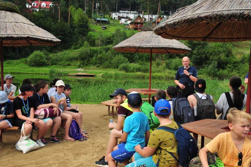 Policjanci przypominali jak bezpiecznie spędzać wakacje nad wodą