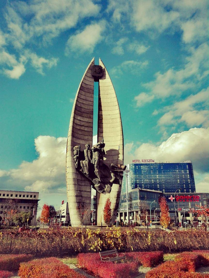 Szukasz pracy w Rzeszowie? Poznaj GoWork.pl i wybierz pracę spośród tysięcy ofert