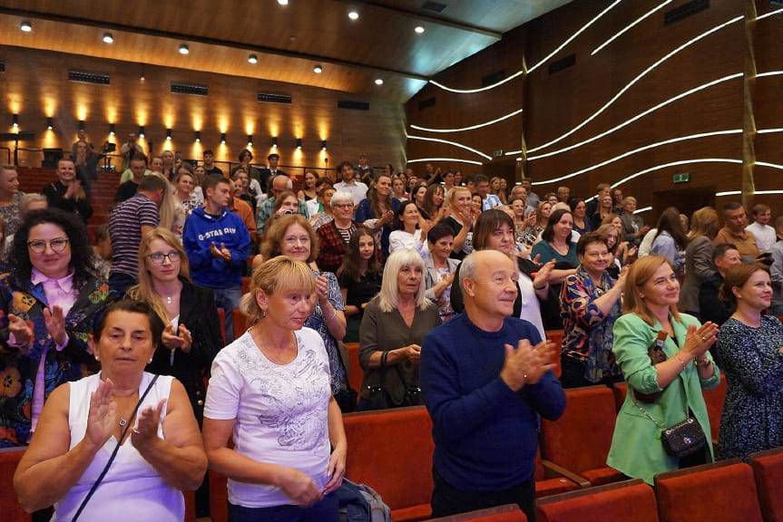 Młodzi aktorzy podbili serca jasielskiej publiczności