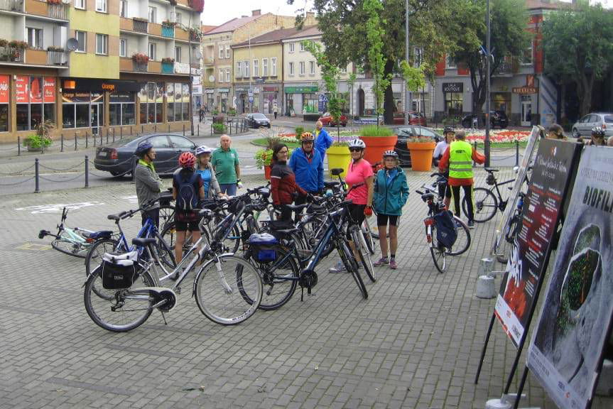 Zwiedzali nienaszowską olejarnię