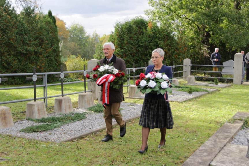 Wizyta przedstawicieli Austriackiego Czarnego Krzyża w Tarnowcu