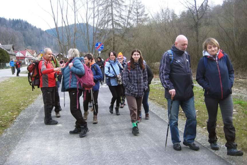 Wiosenna wędrówka szlakami Beskidu Sądeckiego