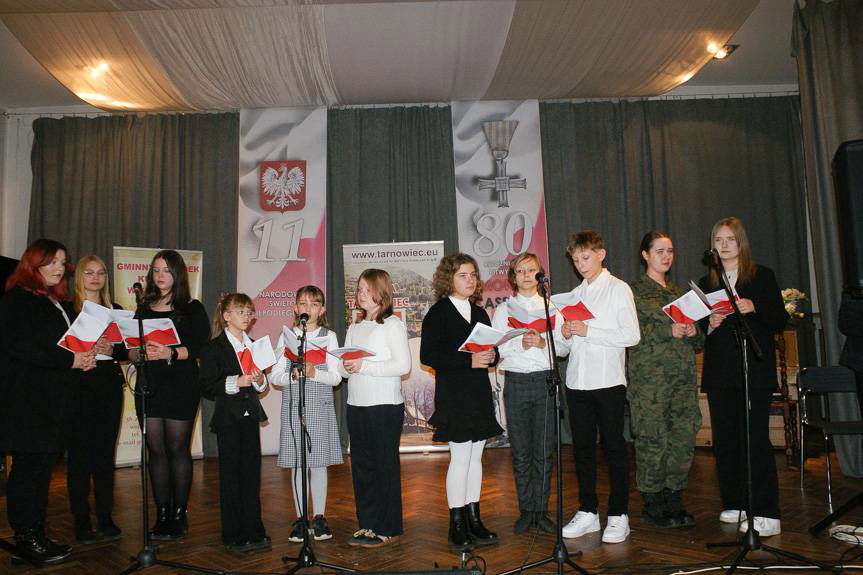 Podwójne święto w Tarnowcu. Niepodległość i pamięć o bohaterach Monte Cassino