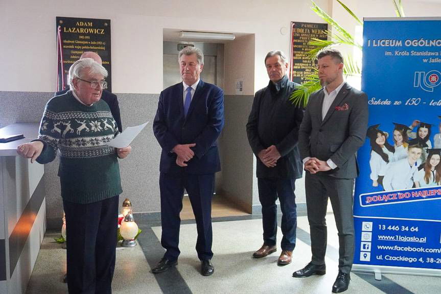 Żywa lekcja historii w Jasielskim LO. Uczczono pamięć Adama Lazarowicza