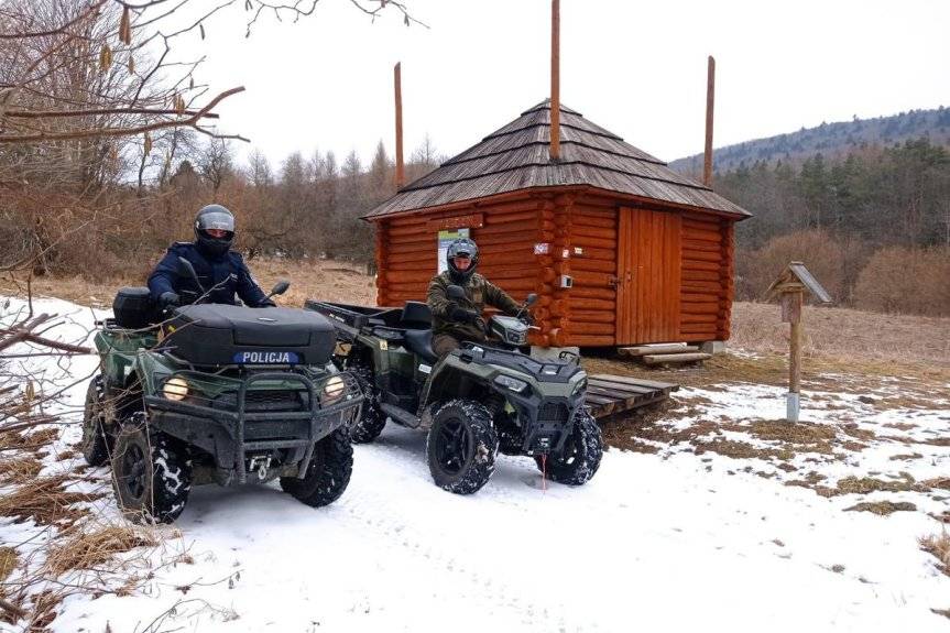 Wspólne patrole policjantów i strażników
