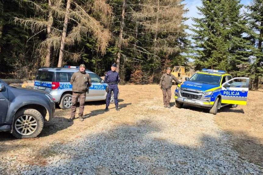 Wspólne patrole policjantów i strażników