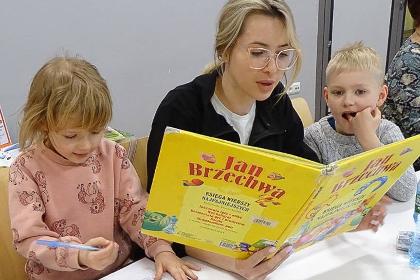 Wiosenne spotkanie z poezją w Klubie Czytających Rodzin 