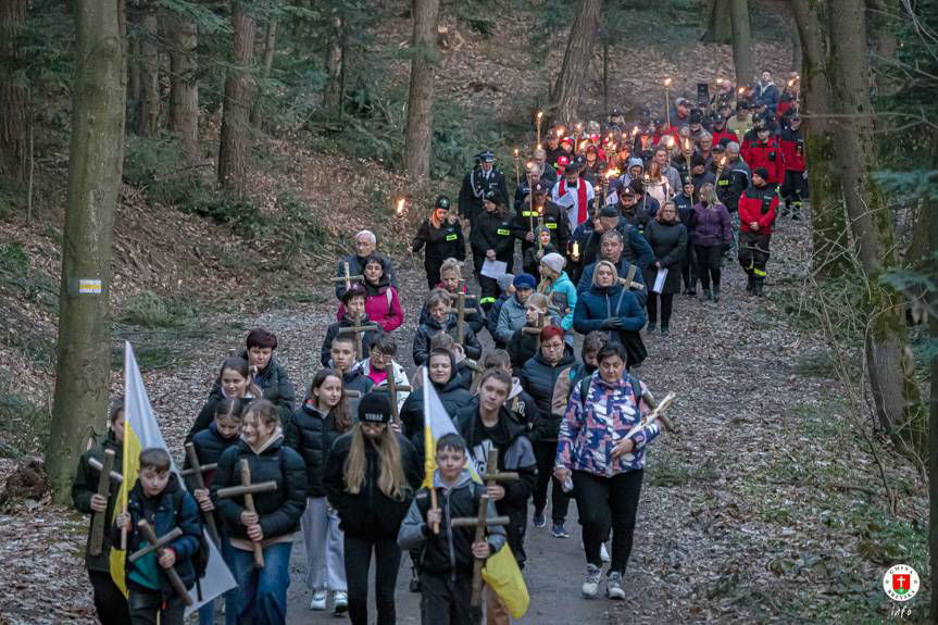 Strażacki Zlot Gwiaździsty na Górze Liwocz