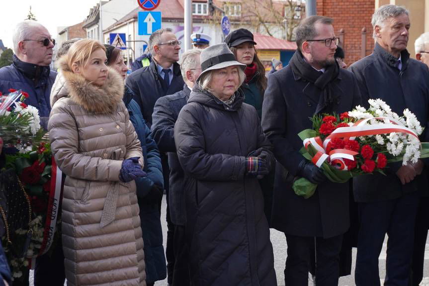 Jasło pamięta. Uroczystości 85. rocznicy Zbrodni Katyńskiej i 15. rocznicy Katastrofy Smoleńskiej