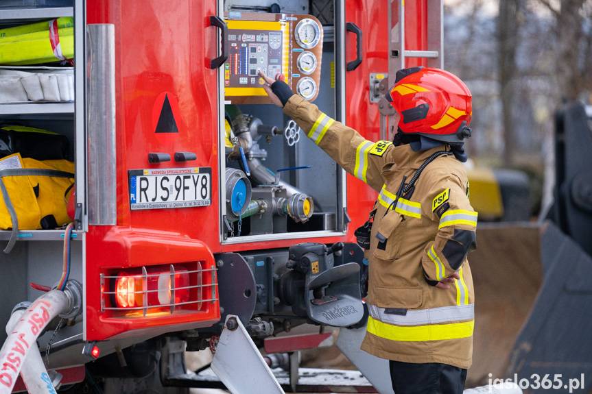 Wybuch w bloku w Jaśle. Jedna osoba trafiła do szpitala