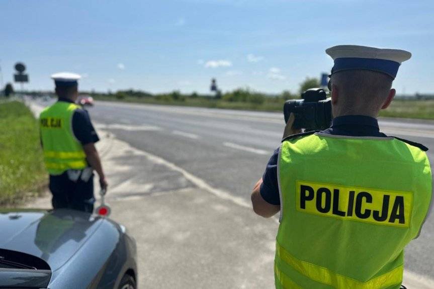 825 kierowców skontrolowanych. Pięciu wsiadło za kierownicę po alkoholu