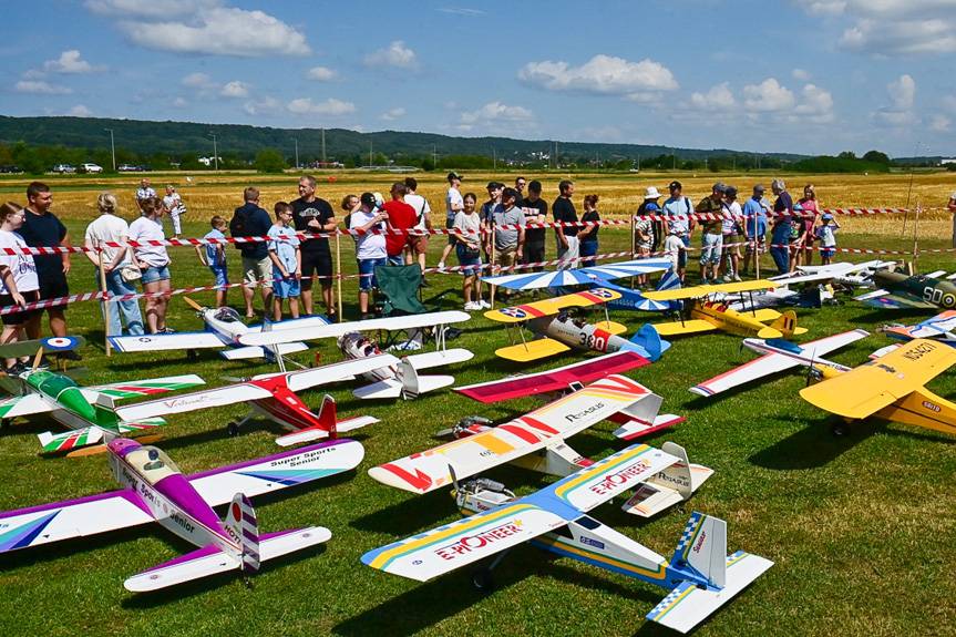 Rekordowa frekwencja na IV Lotniczo-Motoryzacyjnym Pikniku Rodzinnym w Jaśle