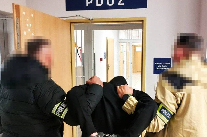 Fałszywy policjant zatrzymany po oszukaniu 87-latki