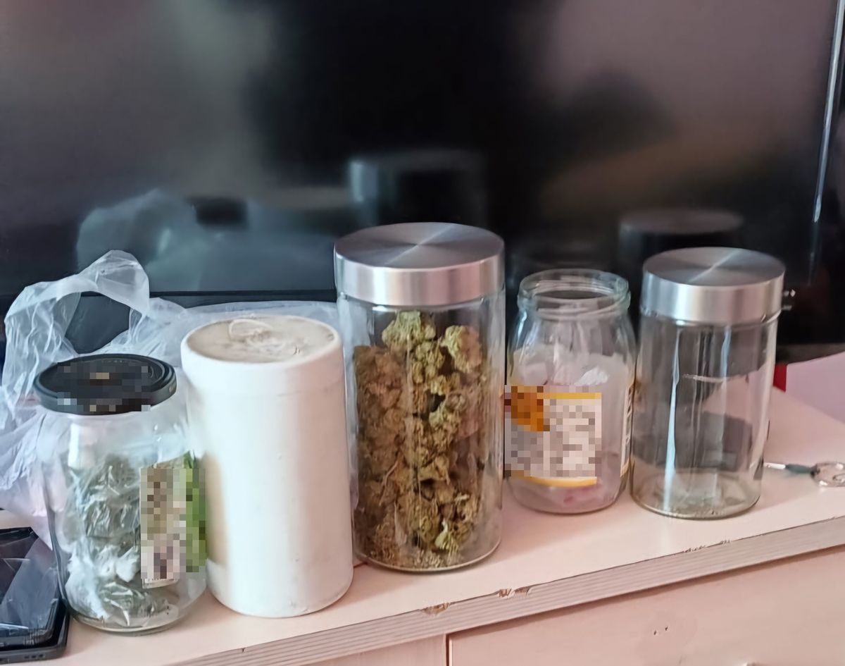 Nerwowe zachowanie 28-latka zdradziło ukryte narkotyki