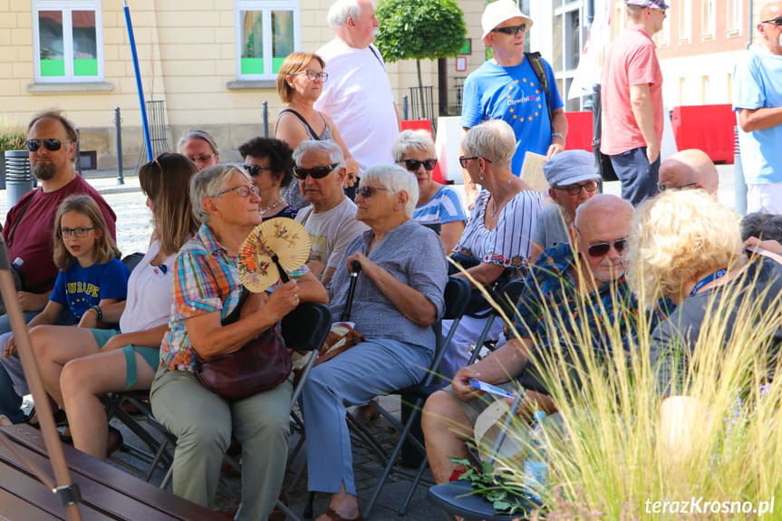 Tour de Konstytucja w Krośnie