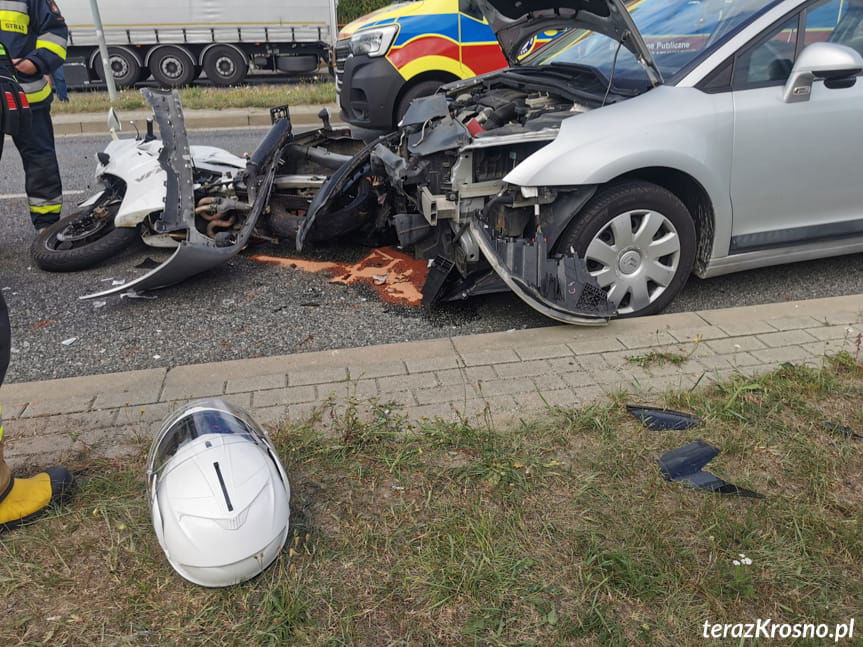 Wypadek na Podkarpackiej w Krośnie, ranny motocyklista
