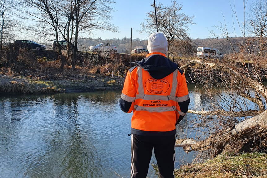 Sznurowanie rzeki Jasiołki w Jedliczu