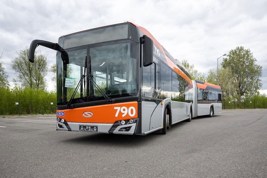 Ekologiczny autobus w Rzeszowie. Oczyszcza powietrze z wirusów