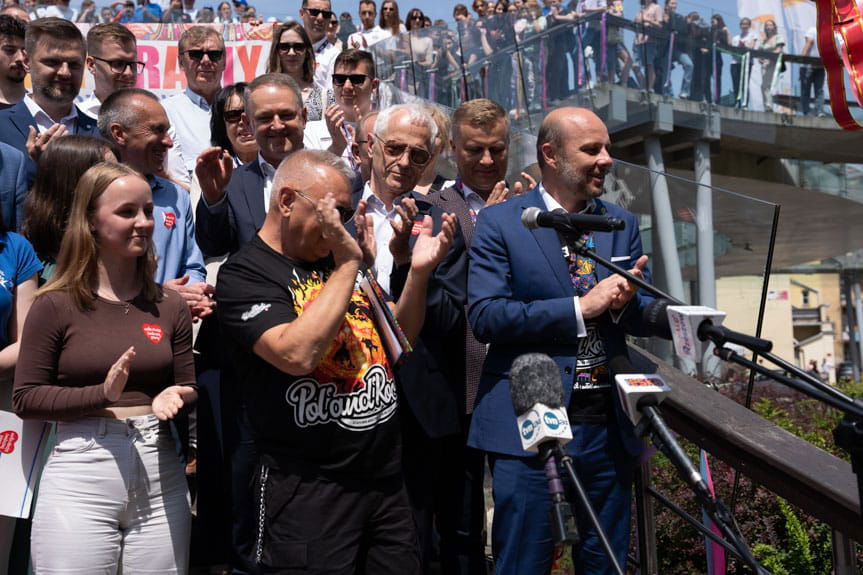 Wielka Orkiestra Świątecznej Pomocy oficjalnie patronem okrągłej kładki w Rzeszowie [ZDJĘCIA]