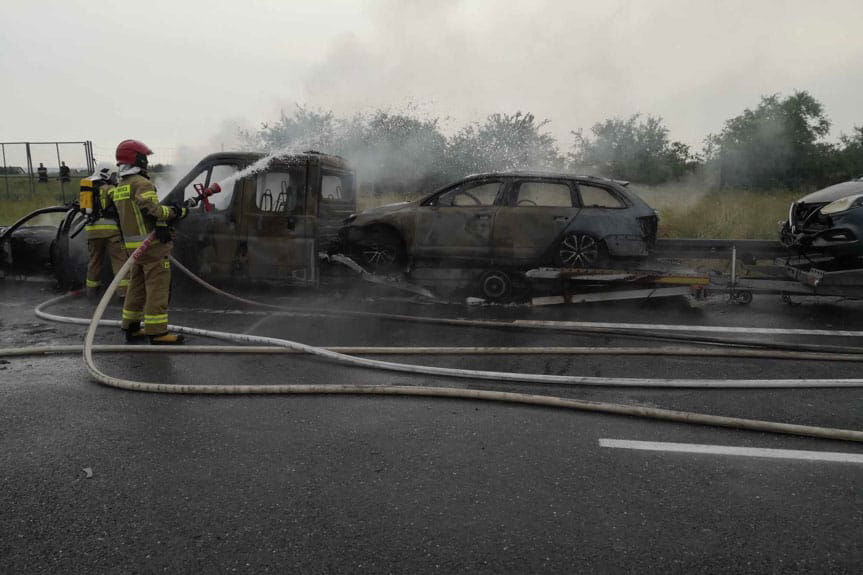 Dwa wypadki i kolizja na autostradzie A4