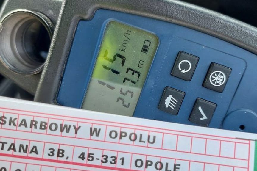 Kierowca peugeota ukarany wysokim mandatem. Jechał 115 km/h