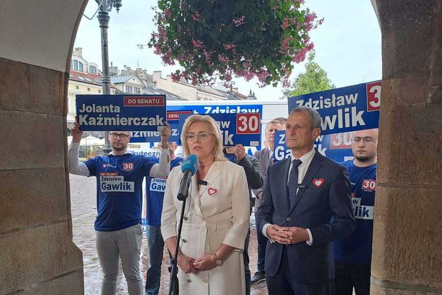 "Lider regionu KO" i kandydatka do Senatu rozpoczynają objazd po Podkarpaciu