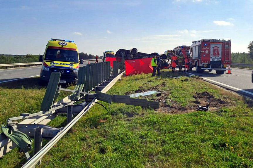 Tragiczny wypadek na A4, dwie osoby nie żyją