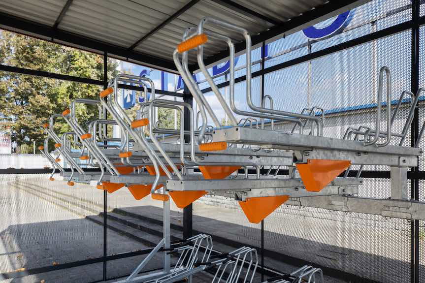 W Rzeszowie powstają monitorowane wiaty rowerowe