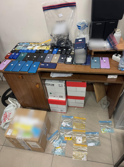 Oszustwo na BLIK odsłoniło "górę lodową" - 48-latek poszukiwany od lat zatrzymany