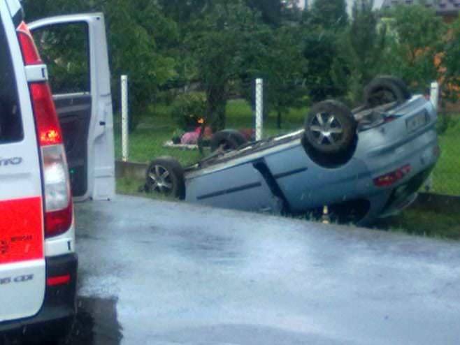 Zderzenie busa z osobówką w Świerzowej Polskiej