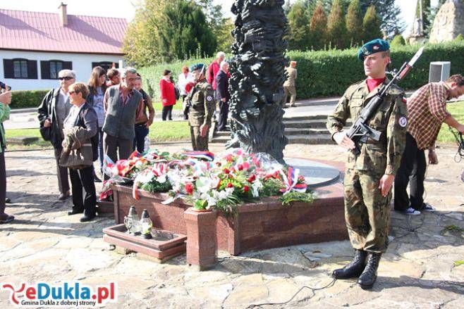 Zaproszenie na obchody 69. rocznicy Bitwy Karpacko - Dukielskiej
