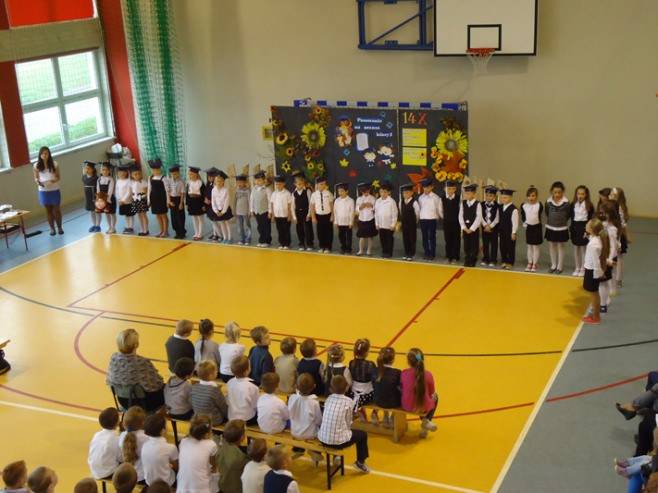 Pasowanie na ucznia w Szkole Podstawowej w Kopytowej