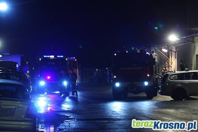 Pożar na terenie hurtowni Eurocash w Krośnie