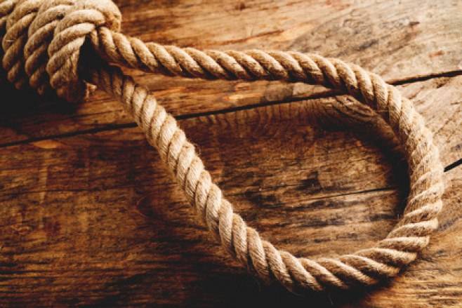 Policjanci odcięli samobójcę w ostatniej chwili