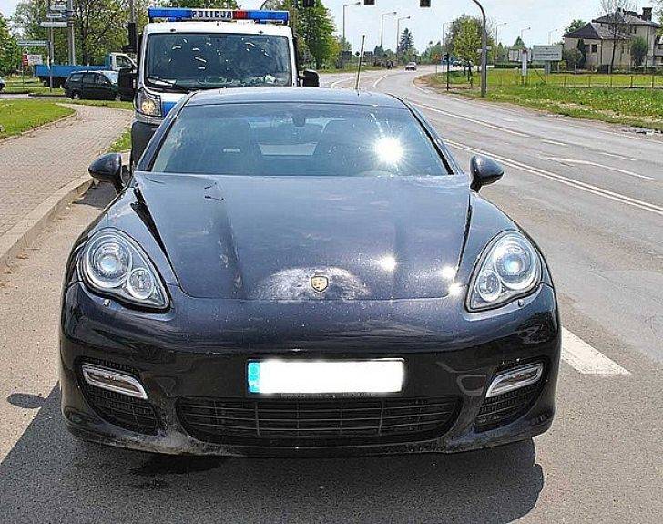 Policjanci ustalili sprawcę kradzieży porsche
