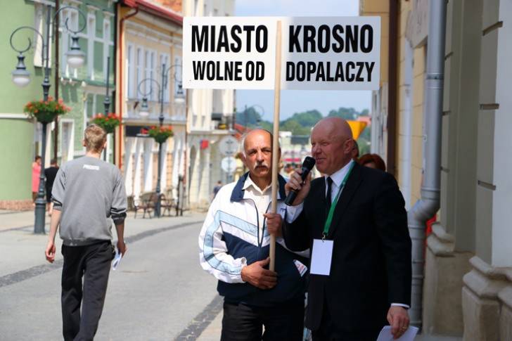 Stop Dopalaczom, pikieta i marsz przeciwko dopalaczom w Krośnie