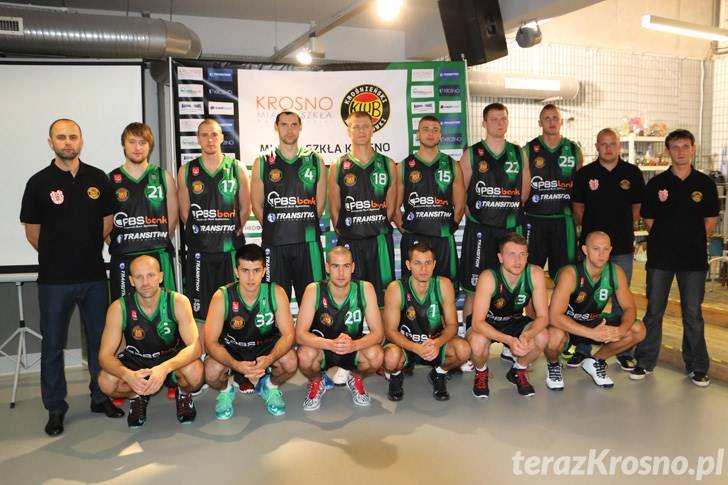 Krośnieńscy koszykarze zaprezentowali się kibicom