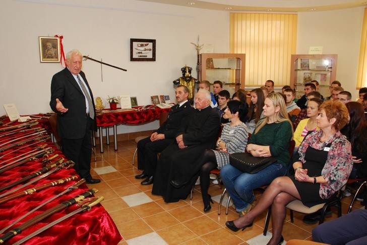 Stanisław Stopkowicz zbrojmistrz - bronioznawca z Jedlicza